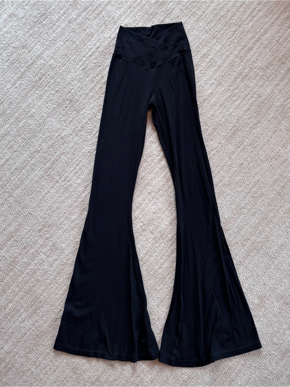 Offline by Aerie Women’s Wide Leg Flare Yoga Pants